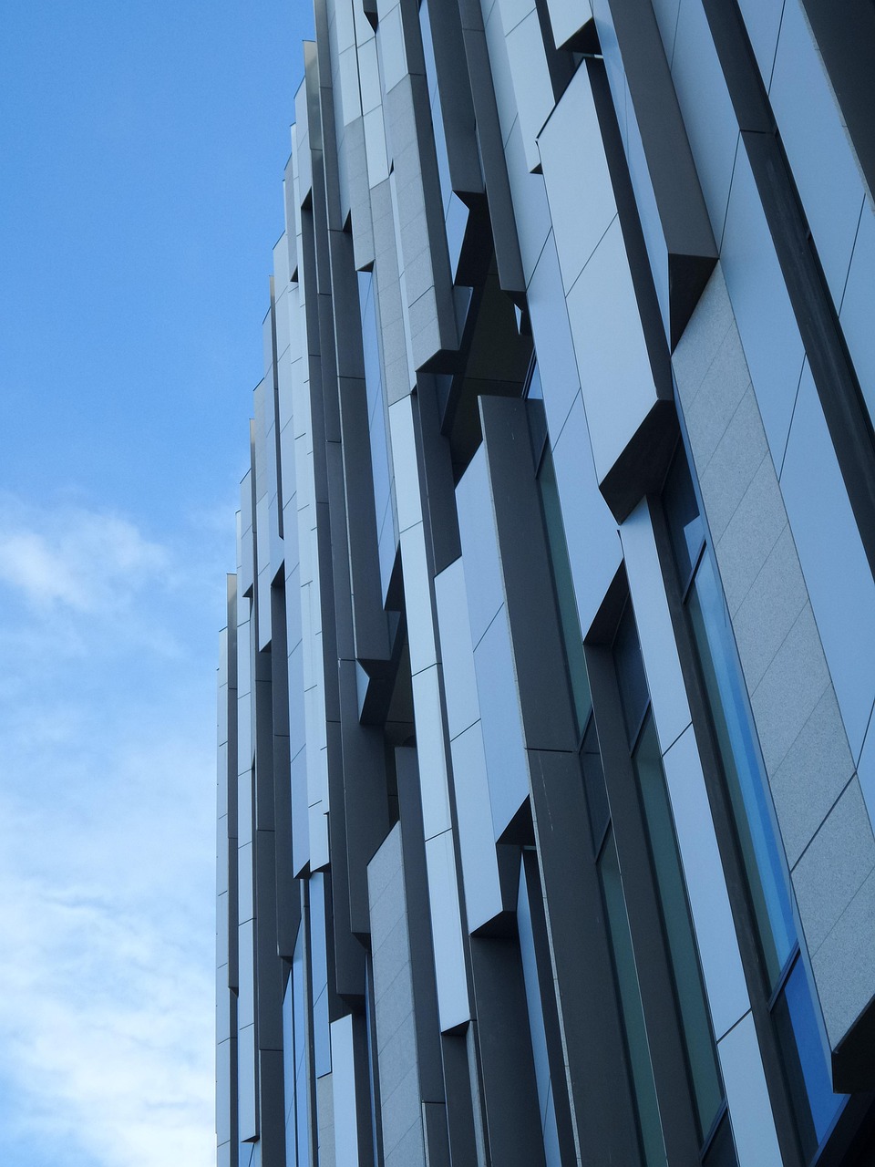 Unazuki Onsen, Toyama, moonlit nights