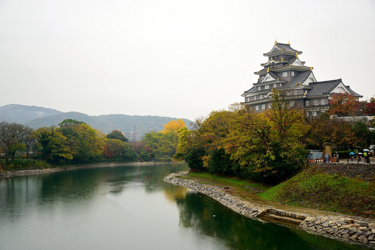 Okayama, hot springs, autumn leaves